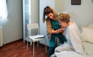 parentis-health-Making-The-Most-of-In-Home-Caregivers-Help-Around-The-House-personal-care